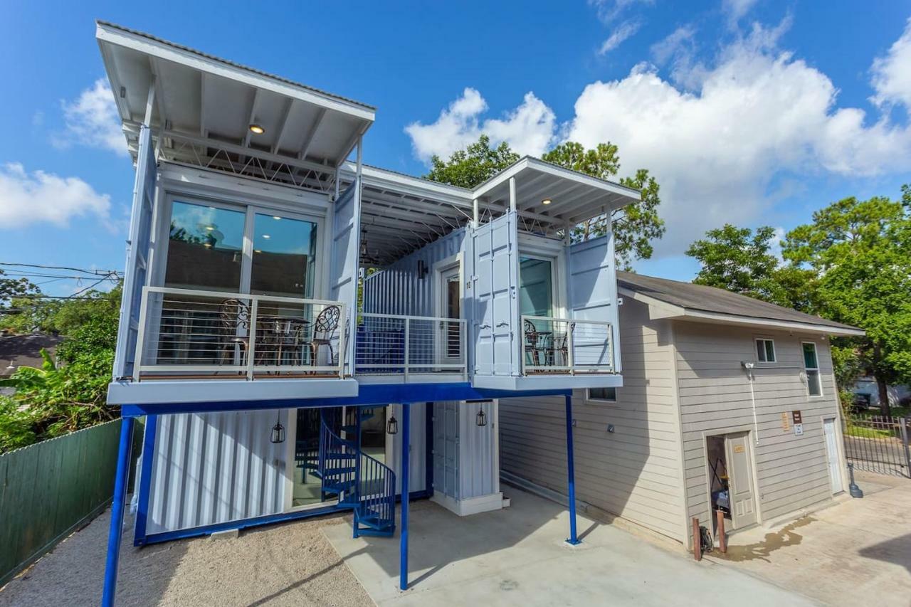 Apartment East Downtown Micro-luxe Container Living Pod #9 *