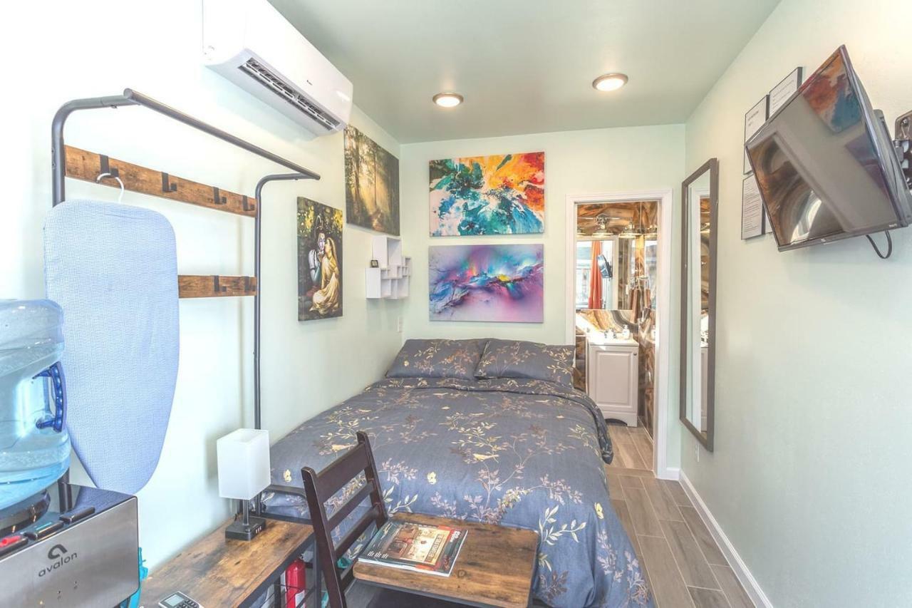 East Downtown Micro-luxe Container Living Pod #9 Apartment
